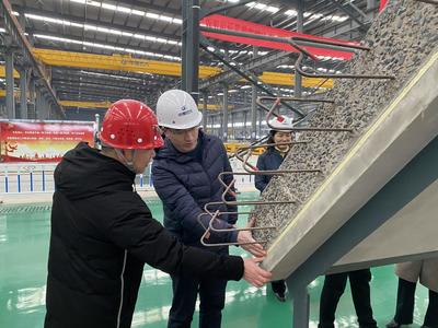 淮北團市委書記李延棟深入中煤遠大公司開展市場調(diào)研